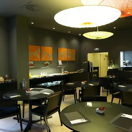 Carris Cardenal Quevedo