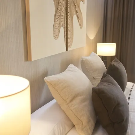 Carris Cardenal Quevedo Hotel