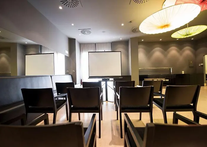 Carris Cardenal Quevedo Hotel 4*