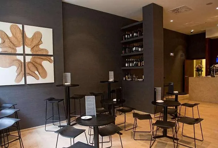 Carris Cardenal Quevedo Hotel