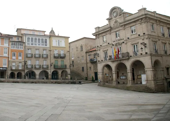Carris Cardenal Quevedo