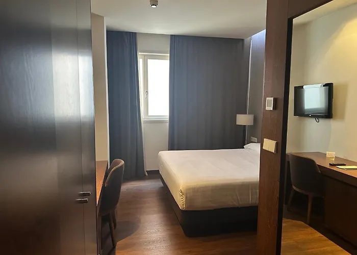 Carris Cardenal Quevedo 4* Ourense