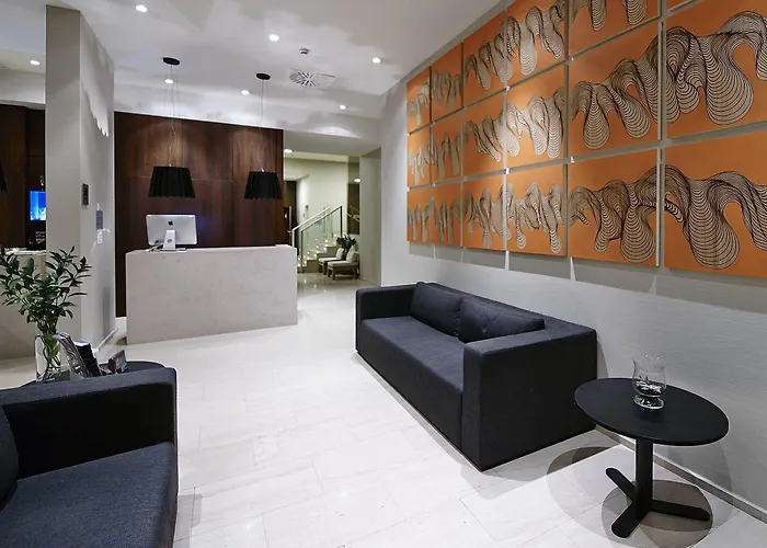 Carris Cardenal Quevedo Hotel 4*